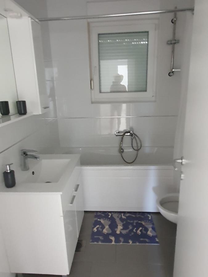 Apartmani Matko Hoek van Holland Ngoại thất bức ảnh