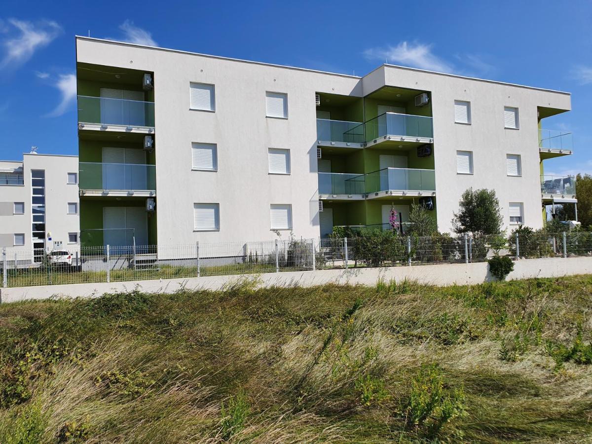 Apartmani Matko Hoek van Holland Ngoại thất bức ảnh