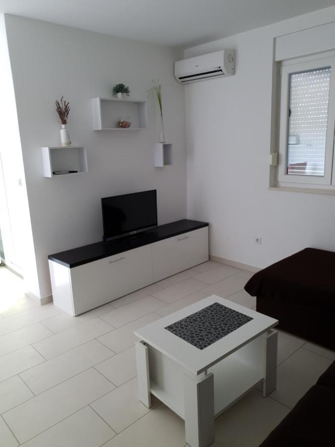Apartmani Matko Hoek van Holland Ngoại thất bức ảnh