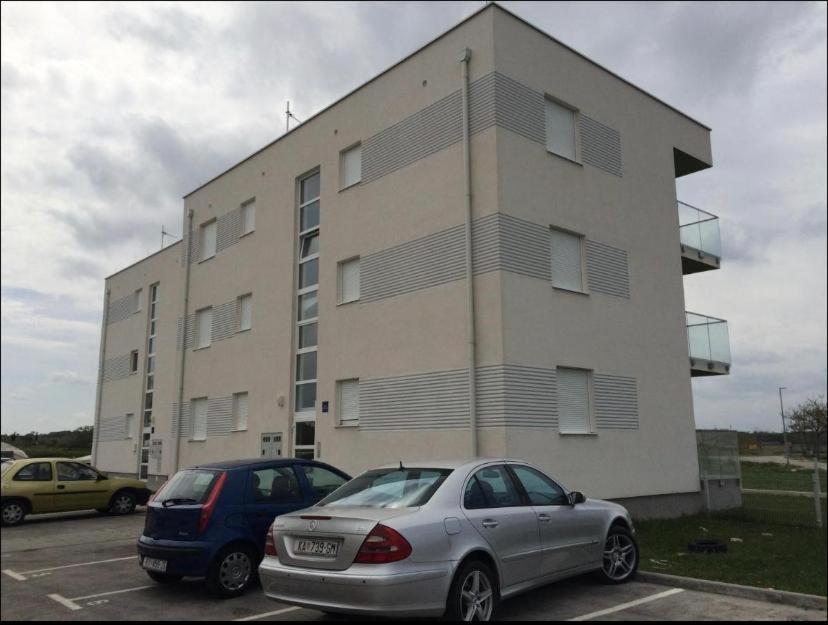 Apartmani Matko Hoek van Holland Ngoại thất bức ảnh